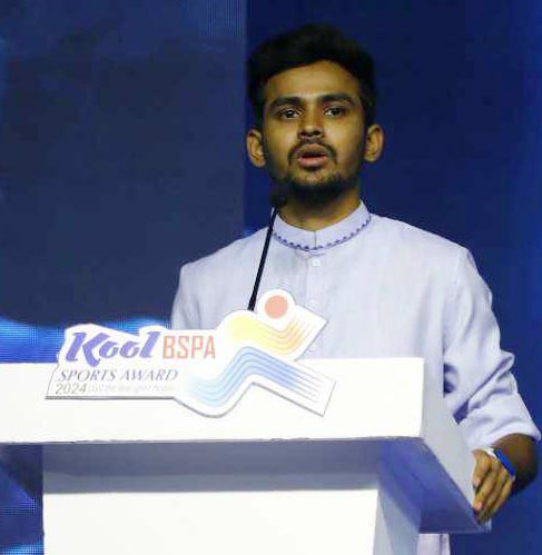 জেলায় জেলায় ফুটবল আয়োজনের ঘোষণা ক্রীড়া উপদেষ্টার
