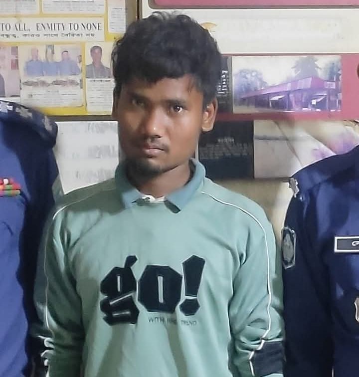 প্রিয় নবী হযরত মোহাম্মদ (সাঃ)কে ফেসবুকে কটুক্তিকারী শুভজিৎ গ্রেফতার