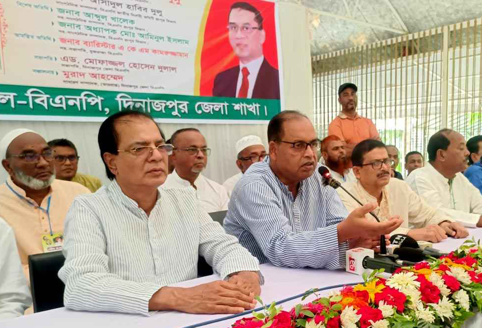 বিএনপি নির্বাচনের নির্ধারিত রোডম্যাপ দেখতে চায়: দুদু